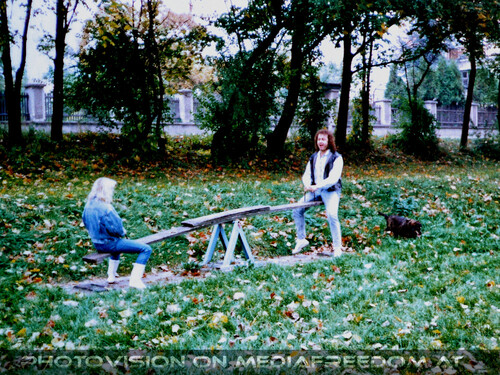 Donau Spaziergang 3: Gabriele P., Charly F. Lovehurts (Charly Swoboda), Daisy