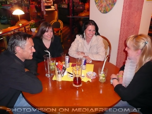 X 42: Gerhard E.,Katrin E.,Brigitte Egretzberger,Gabriele P.