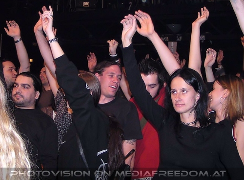 Life returns live 13