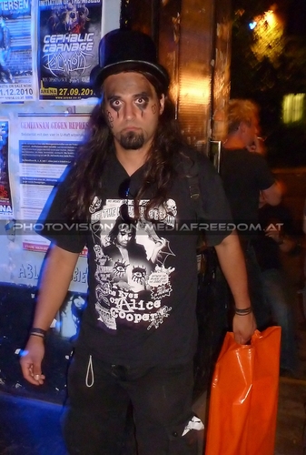 Along came a spider 59