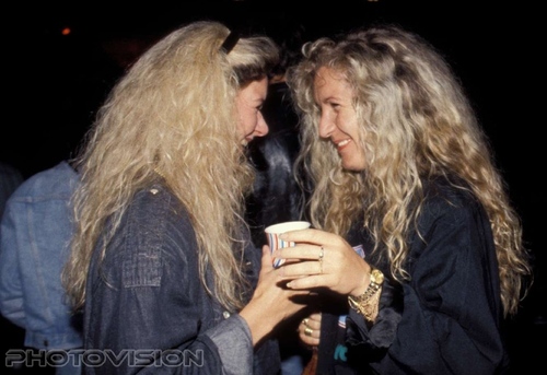 Let's rock....Andrea and Gaby