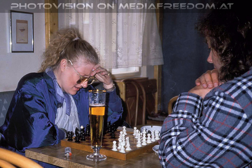 Bloody Flags: Ina Siber, Charly F. Lovehurts (Charly Swoboda)