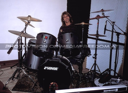 Faith in Music - Drummer: Alexander van Schaaf