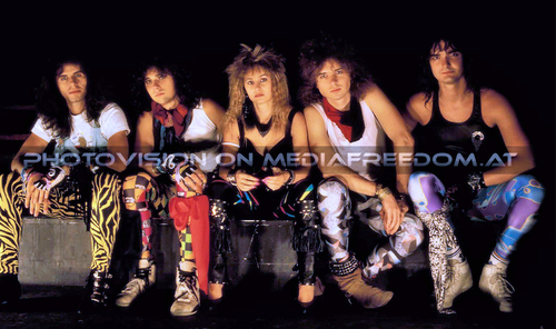 Power of the rock 04