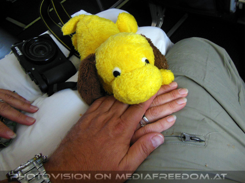 Flug nach Korfu 09: Eva D.,Charly Swoboda