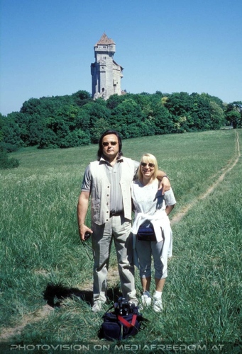 Vor der Burg 1: Charly Swoboda,Gabriele P.