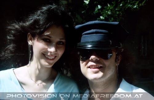 Dont get in touch 05: Andrea Necas,Charly F. Lovehurts (Charly Swoboda)