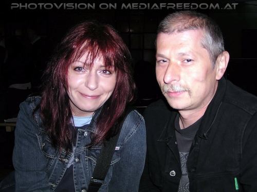 Life returns live 03