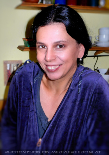 Holiday Meeting 04: Enny Mennella