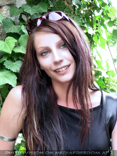 Animalized Art 13: Iris Weber