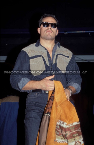 Traction Wear 09: Robert Geher