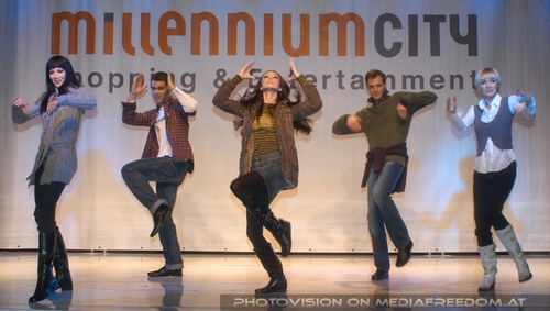 Shopping and Entertainment Scene 04