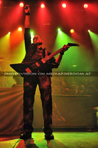 Into the Labyrinth 31