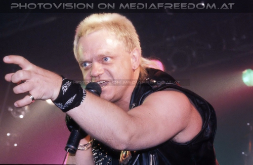 Timebomb Tour Pix 02