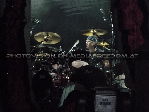 Along came a spider 38