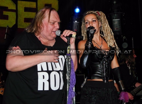 Heavy X-Mas Pix 47: Chris Bauer,Alienne