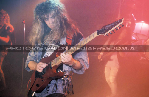 Danger: Manfred Schuster