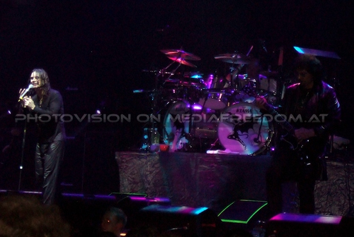 Sabbath bloody sabbath: Ozzy Osbourne,Bill Ward,Tony Iommi