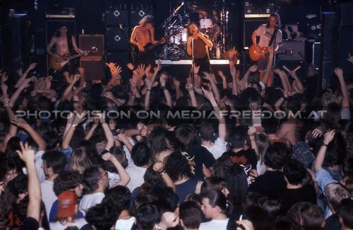 Ten - Tour 22: Eddie Vedder,Mike McCready,Jeff Ament,Dave Krusen,Stone Gossard