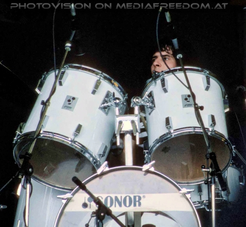 Ready to fire - Tour Pix 13