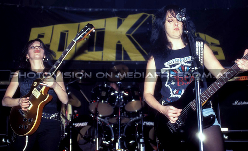 Cheers you lot 08: Cris Bonacci,Denise Dufort,Kim McAuliffe