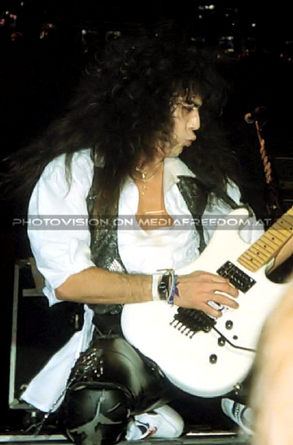 Long cold winter - Tour Pix 08