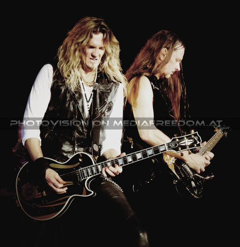 Purple 44: Joel Hoekstra,Reb Beach