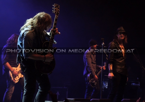 Firebirth - Tour Pix 52: Leo Leoni,Nic Maeder