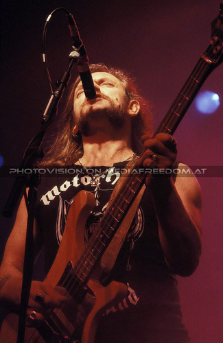 1916 06: Lemmy Kilmister