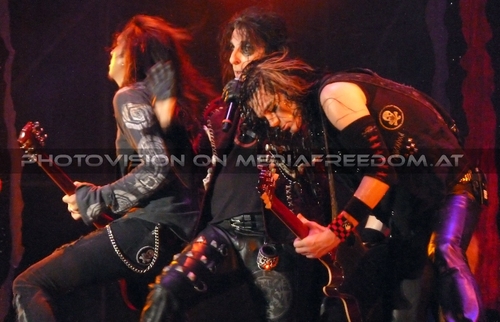 Along came a spider 27