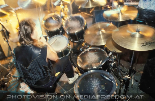 Drummer battery: Benny Benedikt