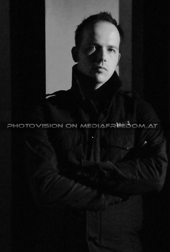 Magnified 024: Hendrik Thiesbrummel