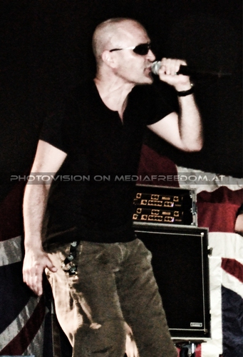 Carry on: Lem Enzinger