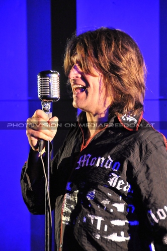 Magnified 011: Lenny Wolf