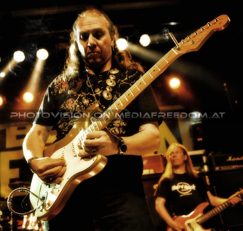 Crucify me: Martin Sobotnik,Thomas Gehrke