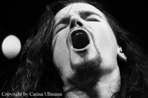 Cello- Spiel mit Emotion: Perttu Kivilaakso (Apocalyptica)