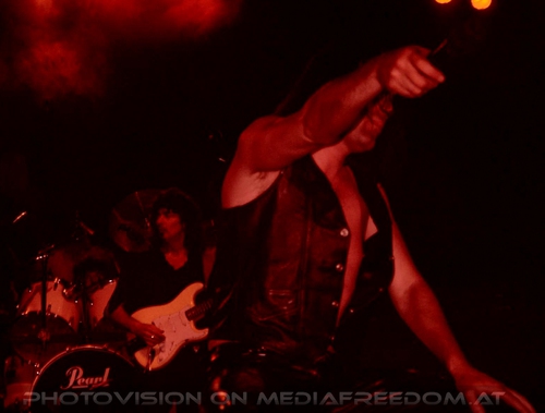 Hunting humans: Ritchie Blackmore,Doogie White