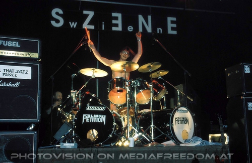 Light - Tour Pix 27: Robert Suk