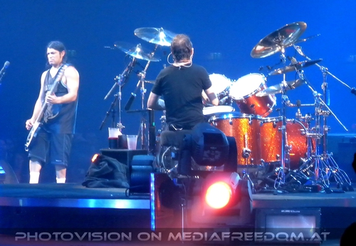 Death Magnetic Tour Pix 22: Robert Trujillo,Lars Ulrich,James Hetfield