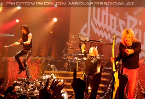 Nostradamus Tour Pix 079: Scott Travis,Ian Hill,Glenn Tipton