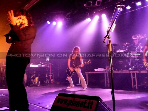 Where i belong: Steve Lee,Leo Leoni,Hena Habegger