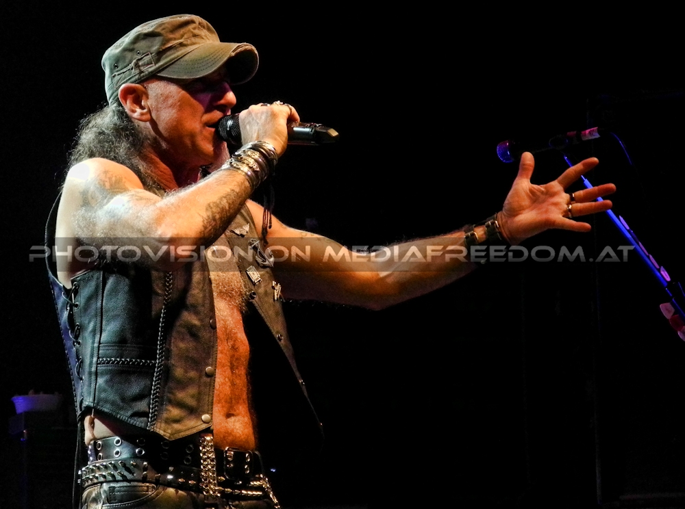 Bucket Full of Hate Arena Vienna (Accept Concert)