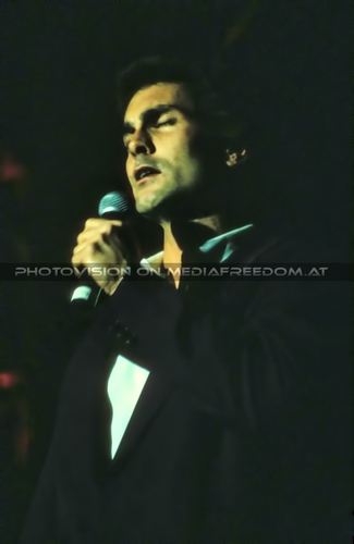 Notte e giorno Tour - Pix 28: Tyrone Power jun.