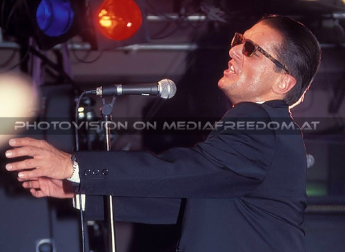 Data De Groove - Tour 01