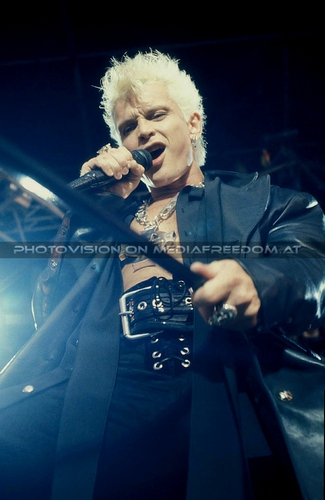 Cradle of love: Billy Idol