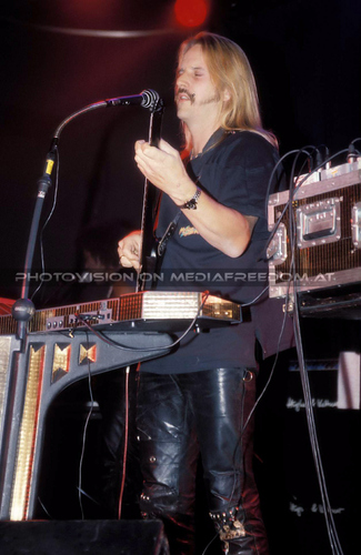 The Max is gonna kick ya 08