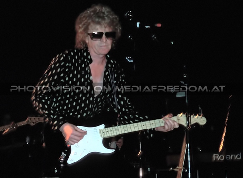The Artful Dodger on Tour - Pix 10: Ian Hunter