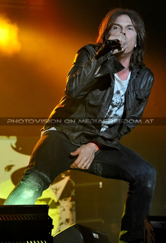 Little bit of lovin: Joey Tempest