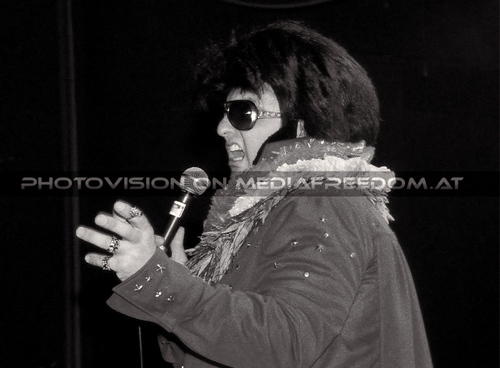 Un-Led-Ed Tour 03: Tortelvis