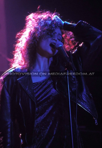 A-lan-nah 11: Alannah Myles